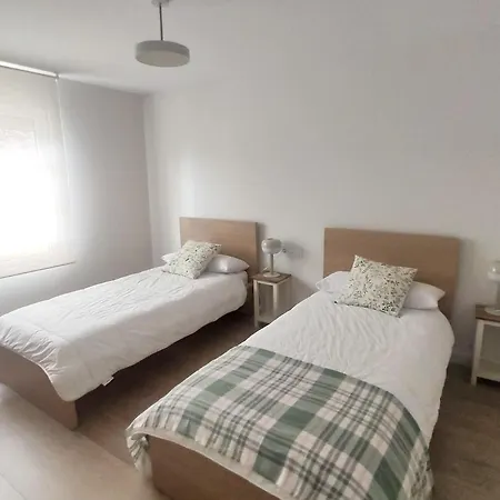 El Navalin Holiday home Valdredo